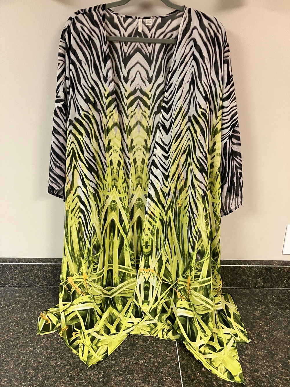 3/$19 ❤️ Cato zebra and grass kimono cover up jacket 14/16w